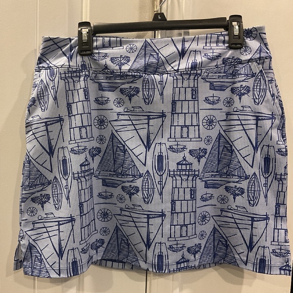 Women’s Vineyard Vines Performance Skort, Size Medium - Picture 1 of 6